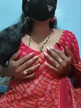 Snapshot of Sexyradha_ chatting on 07/07/26, 04:54 Sexyradha online show from 07/07/26, 04:54