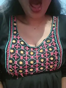 Snapshot of Sexyradha_ chatting on 07/08/26, 05:19 Sexyradha online show from 07/08/26, 05:19
