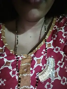 Snapshot of Sexyradha_ chatting on 06/11/26, 05:21 Sexyradha online show from 06/11/26, 05:21