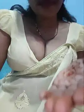 Snapshot of Sexyradha_ chatting on 07/16/26, 07:11 Sexyradha online show from 07/16/26, 07:11