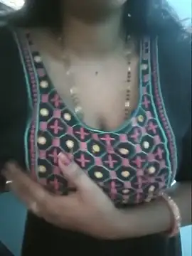 Snapshot of Sexyradha_ chatting on 06/29/26, 12:17 Sexyradha online show from 06/29/26, 12:17