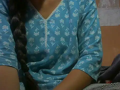 Snapshot of mayra89 chatting on 07/09/26, 01:32 mayra89 online show from 07/09/26, 01:32