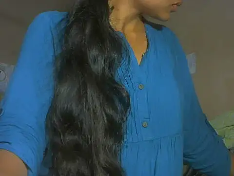Snapshot of mayra89 chatting on 07/08/26, 03:24 mayra89 online show from 07/08/26, 03:24