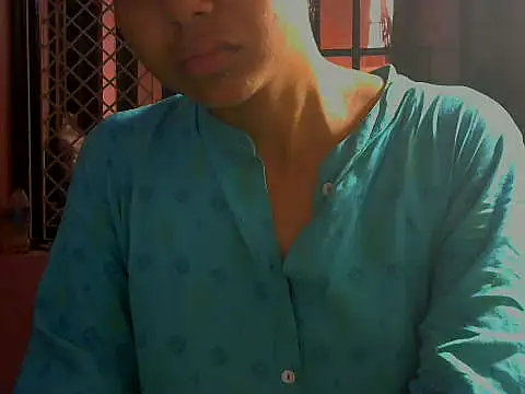 mayra89 online show from 10/30/25, 02:43