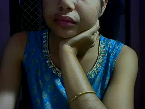 mayra89 online show from 10/20/25, 01:07