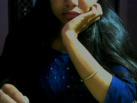 mayra89 online show from 11/08/25, 02:42