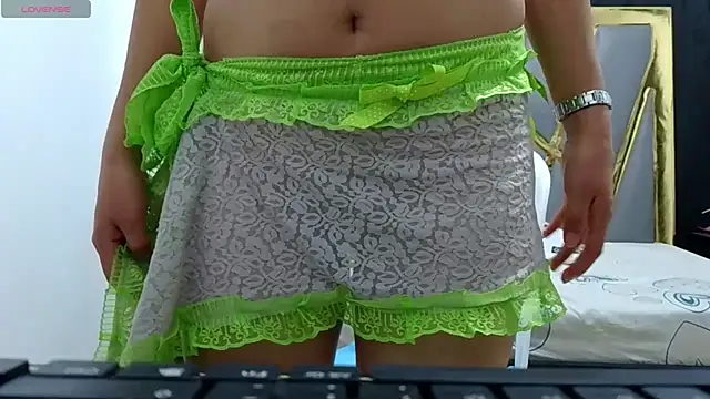 Snapshot of kangomez chatting on 03/11/25, 06:30 kangomez online show from 03/11/25, 06:30