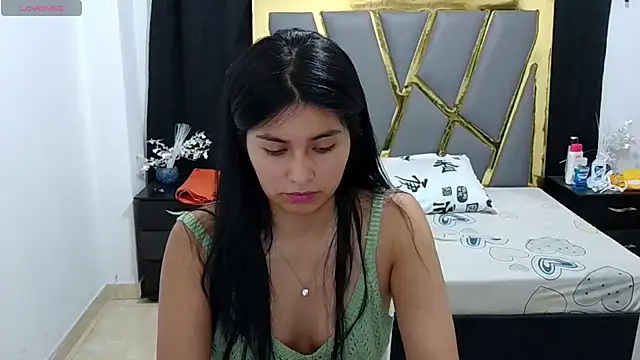 Snapshot of kangomez chatting on 03/23/25, 12:15 kangomez online show from 03/23/25, 12:15