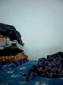 Neha-Bhabhi-Rasily online show from 10/18/25, 07:21