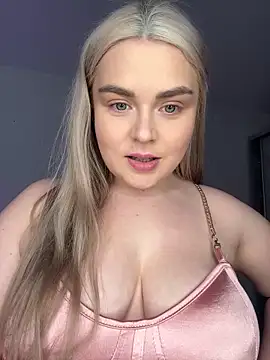 April Vancee online show from 03/08/25, 12:30