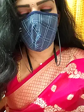 Snapshot of ashmitha chatting on 11/08/25, 04:10 ashmitha online show from 11/08/25, 04:10