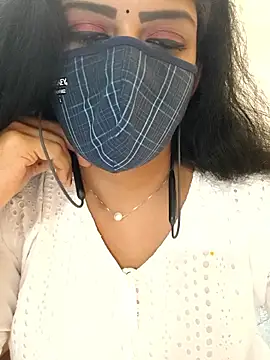 Snapshot of ashmitha chatting on 11/17/25, 08:46 ashmitha online show from 11/17/25, 08:46