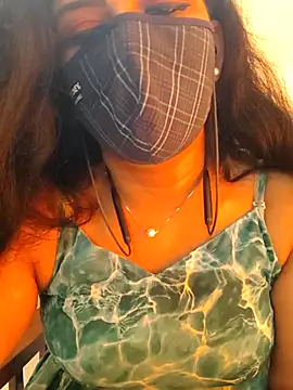 Snapshot of ashmitha chatting on 11/19/25, 04:12 ashmitha online show from 11/19/25, 04:12