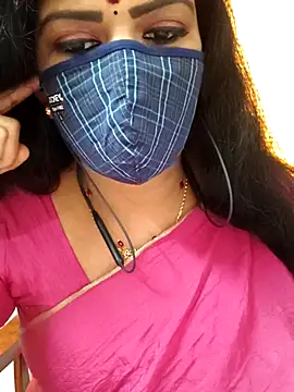 Snapshot of ashmitha chatting on 10/07/25, 03:18 ashmitha online show from 10/07/25, 03:18