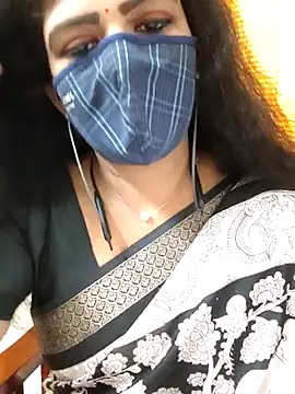 Snapshot of ashmitha chatting on 10/27/25, 05:19 ashmitha online show from 10/27/25, 05:19