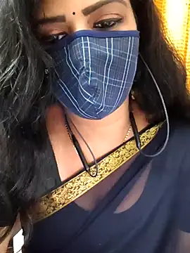 Snapshot of ashmitha chatting on 10/10/25, 04:19 ashmitha online show from 10/10/25, 04:19