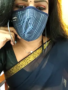 Snapshot of ashmitha chatting on 11/10/25, 01:49 ashmitha online show from 11/10/25, 01:49