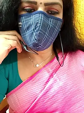 Snapshot of ashmitha chatting on 10/24/25, 07:57 ashmitha online show from 10/24/25, 07:57