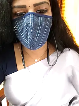 Snapshot of ashmitha chatting on 10/23/25, 09:08 ashmitha online show from 10/23/25, 09:08