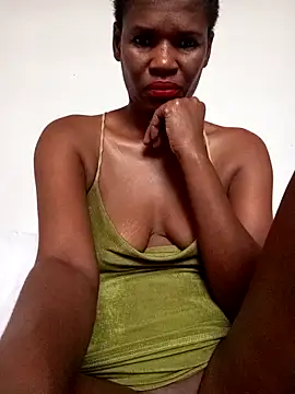 Missvixen81 online show from 10/11/25, 11:22