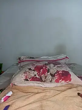 Missvixen81 online show from 04/05/26, 09:10