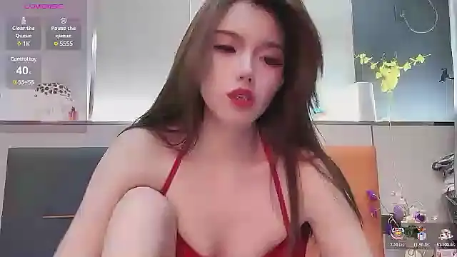 guoguo7777777 online show from 03/13/25, 07:06