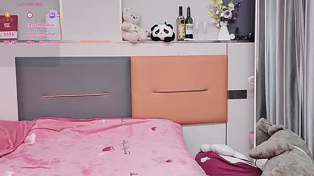 Snapshot of guoguo7777777 chatting on 10/30/25, 10:50 guoguo7777777 online show from 10/30/25, 10:50