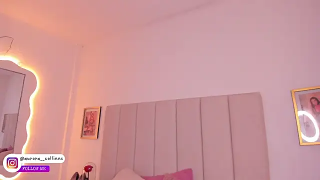 aurora collinss  online show from 06/26/26, 12:33