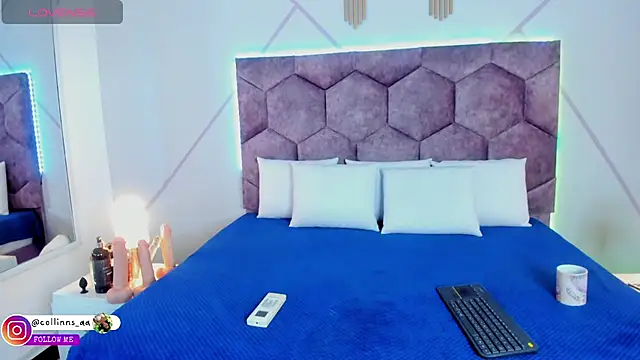 aurora collinss  online show from 09/29/25, 12:44