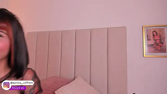 aurora collinss  online show from 06/14/26, 01:45