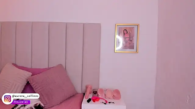 aurora collinss  online show from 07/09/26, 03:00
