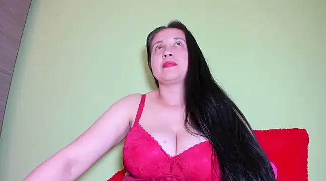 hot-nikol online show from 03/15/25, 12:04