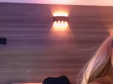 SashaNova online show from 03/19/25, 04:14