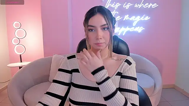 Snapshot of MaddisonCollins chatting on 12/21/25, 05:14 MaddisonCollins online show from 12/21/25, 05:14