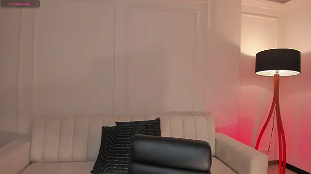 Snapshot of MaddisonCollins chatting on 12/19/25, 01:24 MaddisonCollins online show from 12/19/25, 01:24