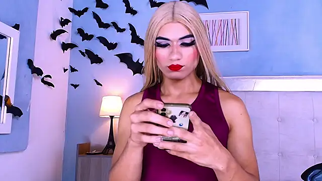 Emily Castillo 1 online show from 11/08/25, 05:22