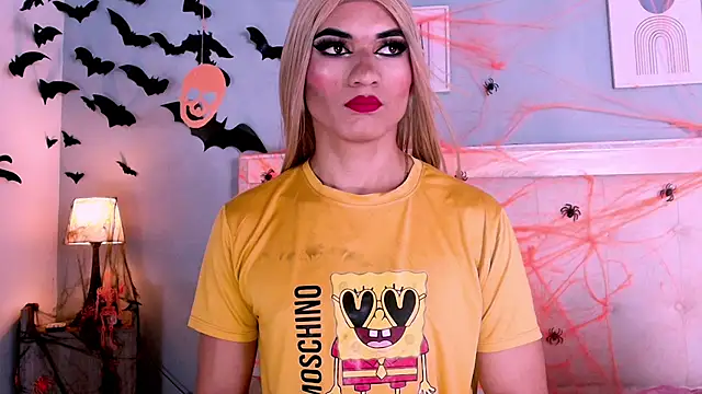 Emily Castillo 1 online show from 10/27/25, 05:52