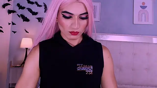 Emily Castillo 1 online show from 11/03/25, 05:34