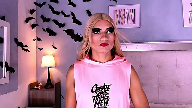 Emily Castillo 1 online show from 11/11/25, 05:13