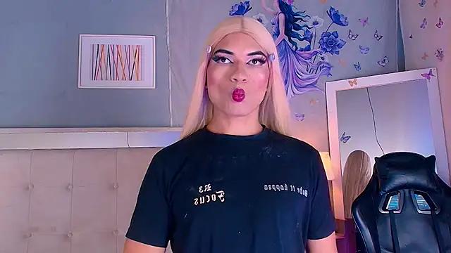 Emily Castillo 1 online show from 04/14/26, 04:39