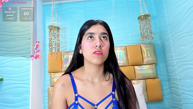 Mia Montess online show from 11/04/25, 12:42