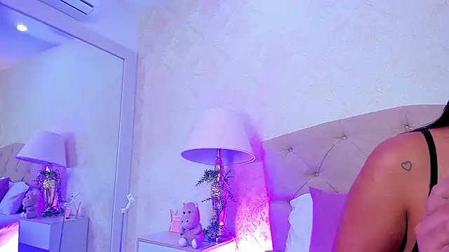 Mia Montess online show from 03/21/26, 01:04