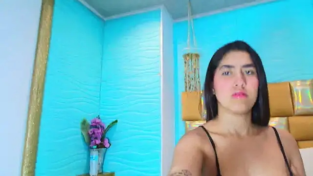 Mia Montess online show from 11/27/25, 12:38