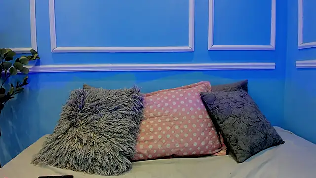 Lucy Canel online show from 09/29/25, 11:38