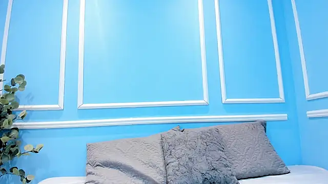 Lucy Canel online show from 10/09/25, 09:15