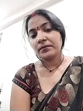 Snapshot of Maidangirl chatting on 11/09/25, 02:10 Maidangirl online show from 11/09/25, 02:10