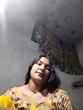 Snapshot of Maidangirl chatting on 10/08/25, 04:19 Maidangirl online show from 10/08/25, 04:19