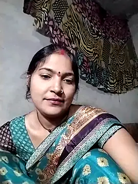 Snapshot of Maidangirl chatting on 12/17/25, 03:33 Maidangirl online show from 12/17/25, 03:33