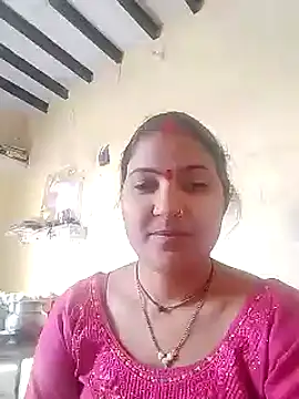 Snapshot of Maidangirl chatting on 03/21/25, 03:12 Maidangirl online show from 03/21/25, 03:12