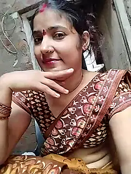 Snapshot of Maidangirl chatting on 09/21/25, 04:28 Maidangirl online show from 09/21/25, 04:28